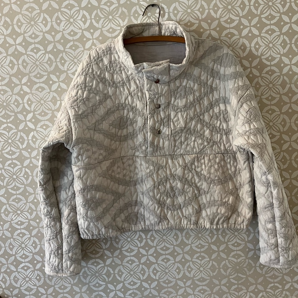 Women's Grey Quilted Pullover